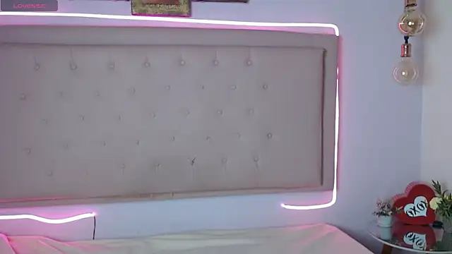 kathepickmanx online show from March 20, 2026, 3:40 am