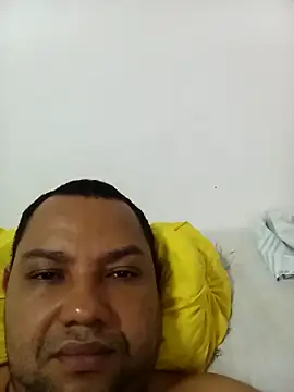 Marcio2235 online show from December 18, 2025, 6:51 am