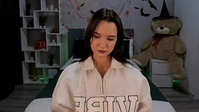 SamanthaaaWalker online show from October 23, 2025, 6:50 pm