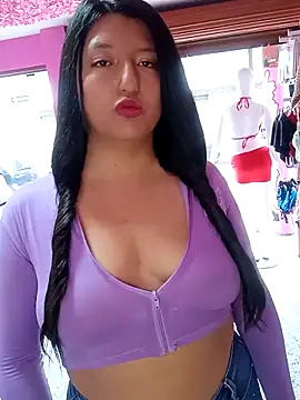 Melyy Edii online show from November 2, 2025, 4:56 pm