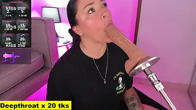 Snapshot of aurora-deepthroat chatting on October 11, 2025, 11:44 am aurora-deepthroat online show from October 11, 2025, 11:44 am