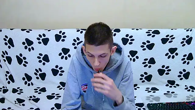 Lester Broo online show from April 20, 2026, 2:51 pm