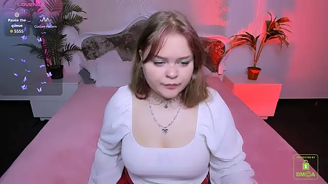 Snapshot of Erica__Alta chatting on September 27, 2025, 5:46 am Erica Alta online show from September 27, 2025, 5:46 am