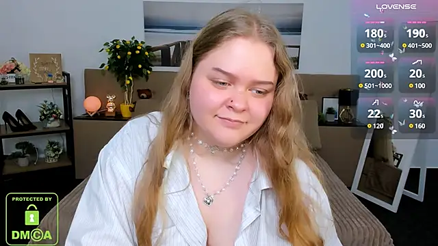 Snapshot of Erica__Alta chatting on March 13, 2025, 12:24 pm Erica Alta online show from March 13, 2025, 12:24 pm