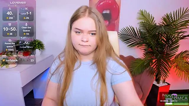 Snapshot of Erica__Alta chatting on March 18, 2025, 9:45 am Erica Alta online show from March 18, 2025, 9:45 am