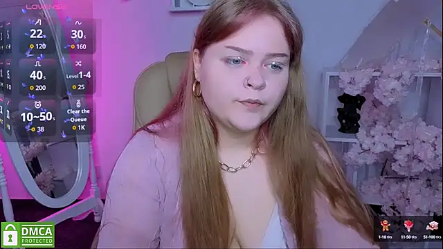 Snapshot of Erica__Alta chatting on September 25, 2025, 5:57 am Erica Alta online show from September 25, 2025, 5:57 am