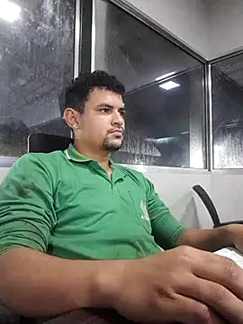 mamauara092 online show from October 7, 2025, 4:24 am