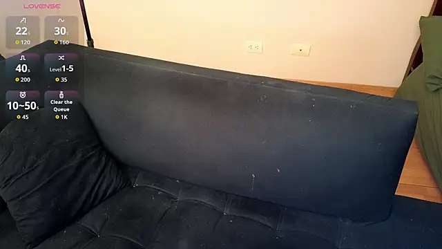 hairyncuteass online show from April 10, 2026, 1:51 pm