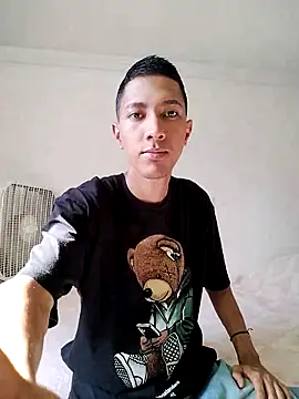 HarolddXL online show from February 27, 2026, 8:19 pm