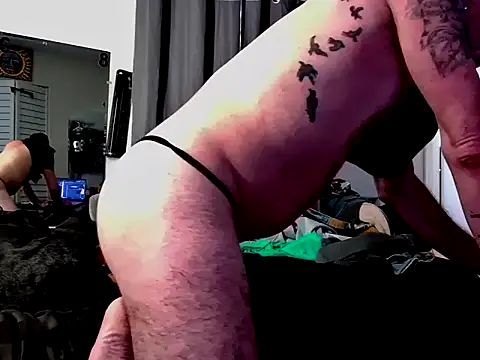 Snapshot of 1badfucka chatting on January 25, 2025, 10:18 pm 1badfucka online show from January 25, 2025, 10:18 pm