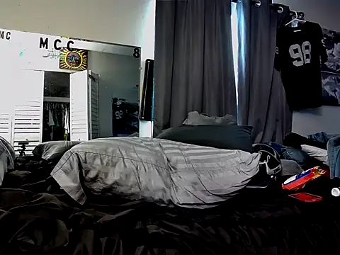 Snapshot of 1badfucka chatting on February 24, 2025, 7:19 pm 1badfucka online show from February 24, 2025, 7:19 pm