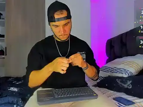 austinoficial online show from January 15, 2026, 8:45 pm