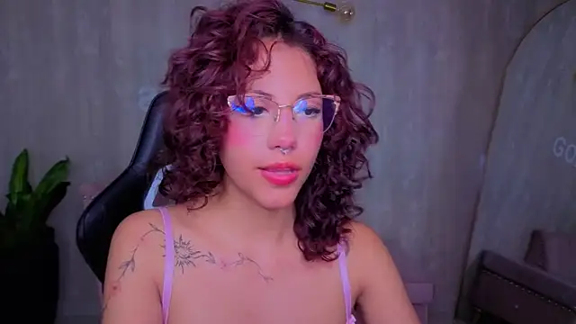 Snapshot of zoe_ch_ chatting on June 5, 2026, 3:00 am zoe ch online show from June 5, 2026, 3:00 am