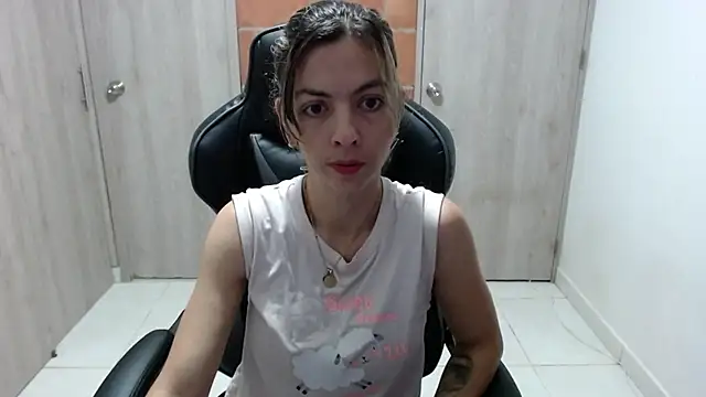 Princezzlove3 online show from March 14, 2025, 11:56 am