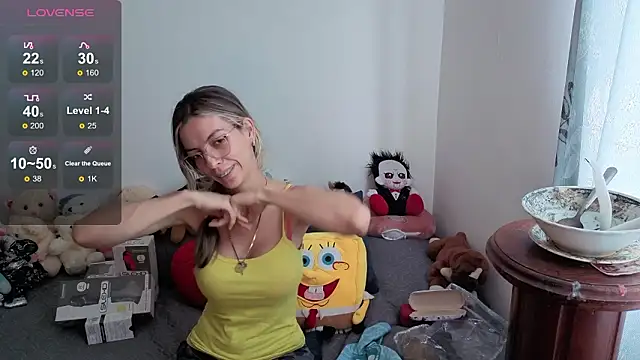 Princezzlove3 online show from February 14, 2026, 1:55 pm