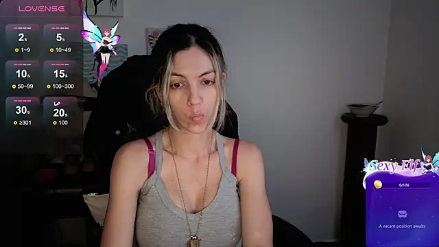 Princezzlove3 online show from May 21, 2026, 1:41 pm
