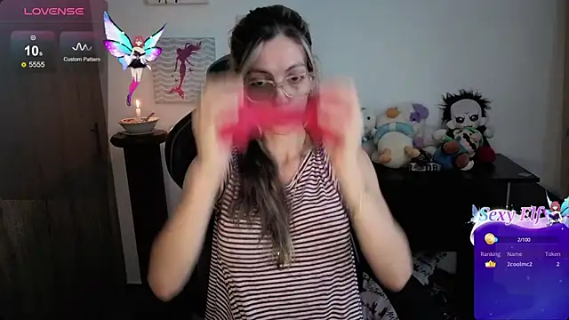 Princezzlove3 online show from April 14, 2026, 8:03 pm