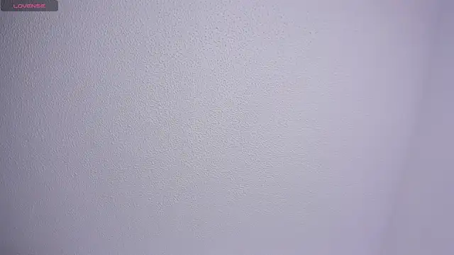 Snapshot of raven__white1 chatting on February 18, 2025, 1:43 am raven  white1 online show from February 18, 2025, 1:43 am