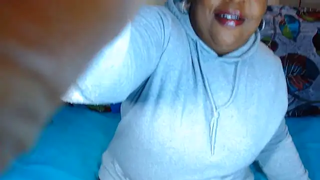 Snapshot of omalicha98 chatting on July 10, 2026, 6:24 am omalicha98 online show from July 10, 2026, 6:24 am