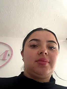 Natashawool1 online show from November 30, 2025, 2:07 pm