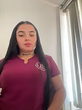 Natashawool1 online show from December 1, 2025, 3:35 pm