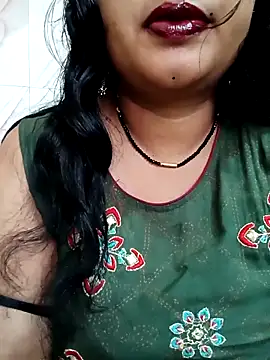 Snapshot of Haseena_Baby chatting on May 5, 2026, 1:52 am Haseena Baby online show from May 5, 2026, 1:52 am