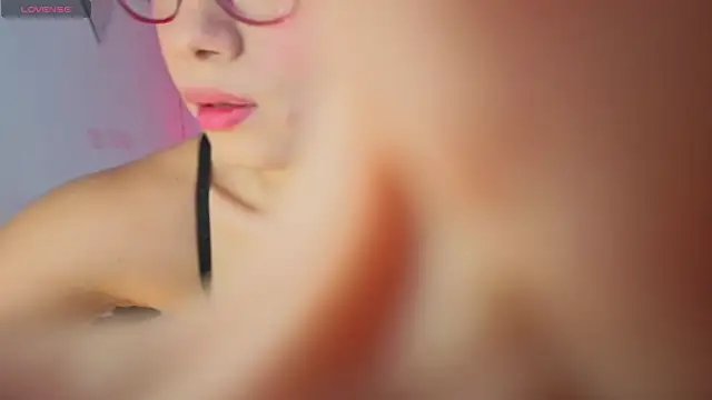 Snapshot of Anatomson___ chatting on December 1, 2025, 3:57 pm Anatomson online show from December 1, 2025, 3:57 pm