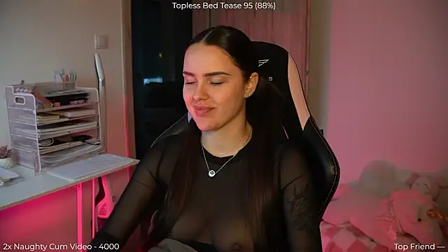 NaomiiMoon online show from March 8, 2026, 4:43 pm