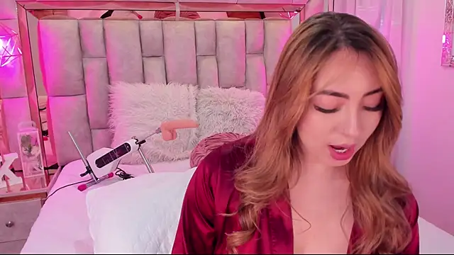 Snapshot of Katalina_Evans chatting on October 2, 2025, 12:03 am Katalina Evans online show from October 2, 2025, 12:03 am