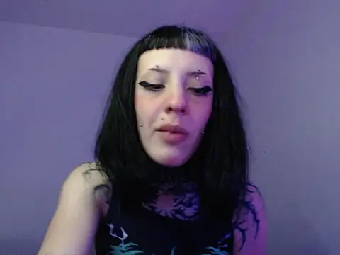 bad doll bb online show from October 24, 2025, 4:44 am