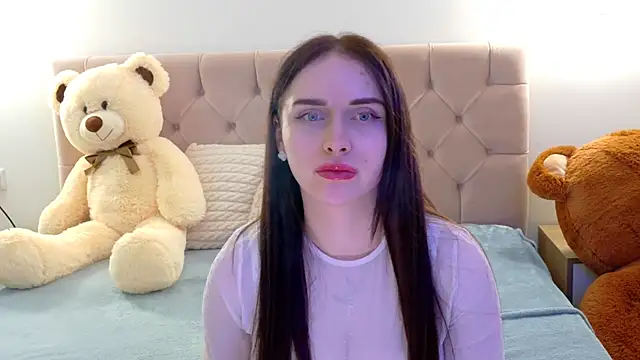 Lilliana Moon online show from March 4, 2026, 9:39 am