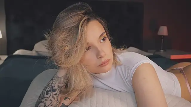 Bella Alita online show from March 15, 2025, 8:32 pm