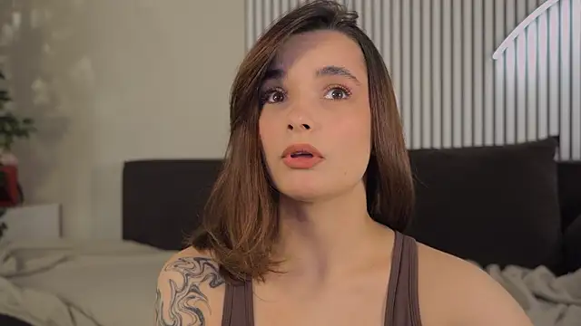 Bella Alita online show from March 25, 2026, 8:19 pm