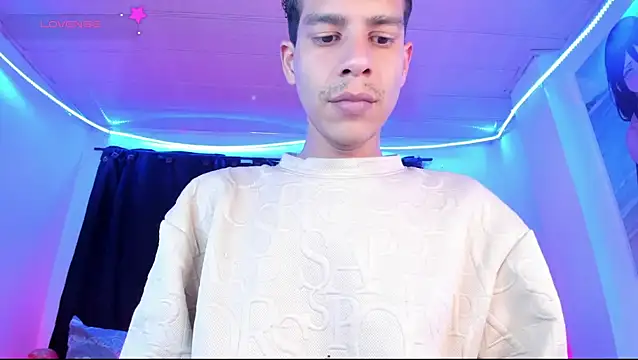 Ethan Boyy online show from April 20, 2026, 9:38 pm