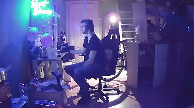 stary-w-kalesonach online show from March 15, 2025, 9:38 pm