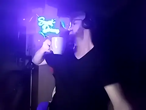 stary-w-kalesonach online show from February 15, 2025, 4:36 am