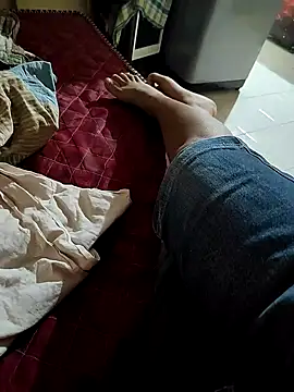 Mumbaigirl17 online show from February 5, 2025, 3:20 pm