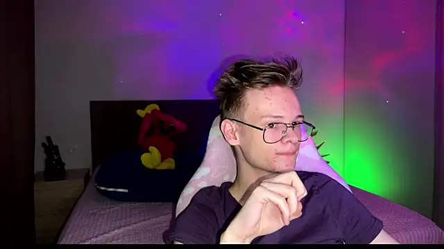 Wild boar1 online show from March 8, 2025, 10:56 pm