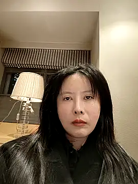 Snapshot of lilandi0521 chatting on March 18, 2025, 1:01 pm lilandi0521 online show from March 18, 2025, 1:01 pm