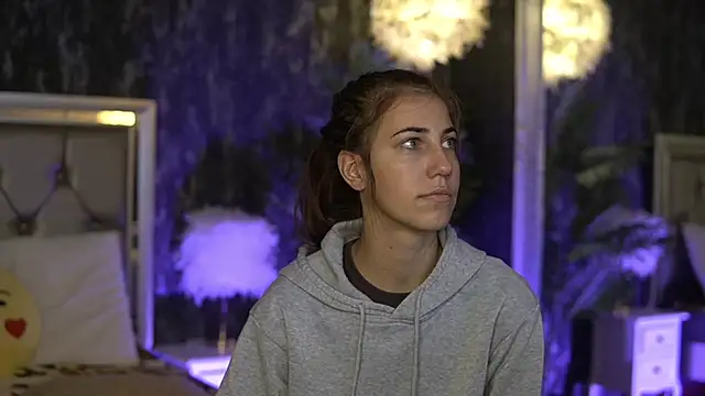 Snapshot of KeylaBlair chatting on October 9, 2025, 6:08 pm KeylaBlair online show from October 9, 2025, 6:08 pm