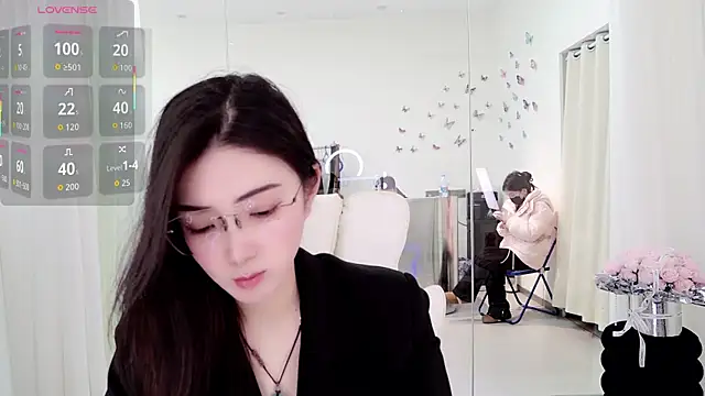 miaomiao-777 online show from February 6, 2026, 5:14 am