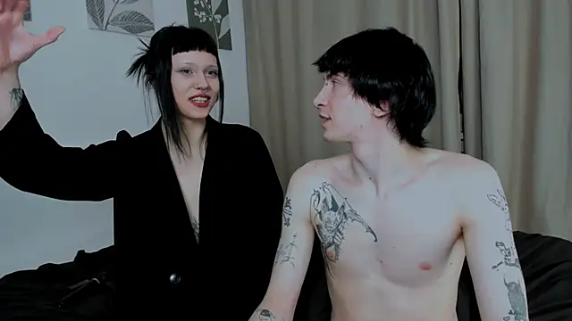 Snapshot of LadyTrep chatting on March 4, 2025, 9:32 pm LadyTrep online show from March 4, 2025, 9:32 pm