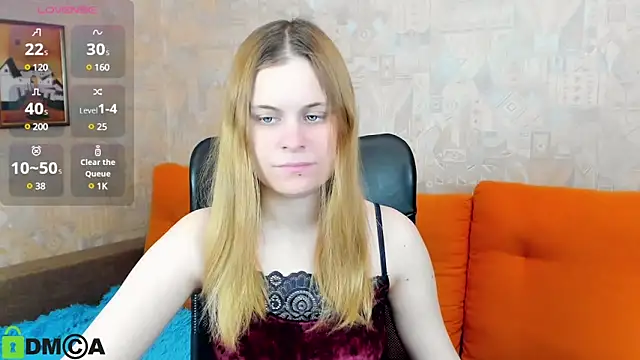 Snapshot of HillEva chatting on March 3, 2025, 4:43 am HillEva online show from March 3, 2025, 4:43 am