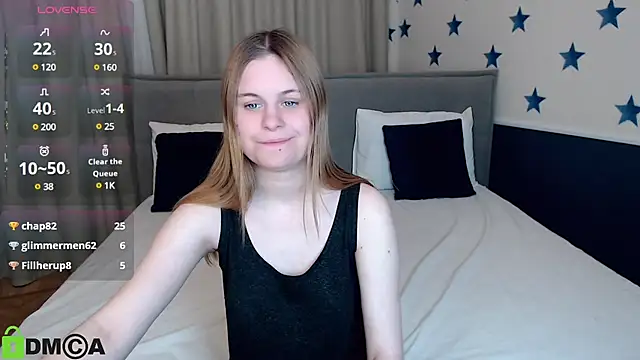 Snapshot of HillEva chatting on March 6, 2025, 11:53 pm HillEva online show from March 6, 2025, 11:53 pm