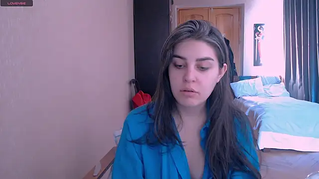  Roselina  online show from March 13, 2025, 6:16 am