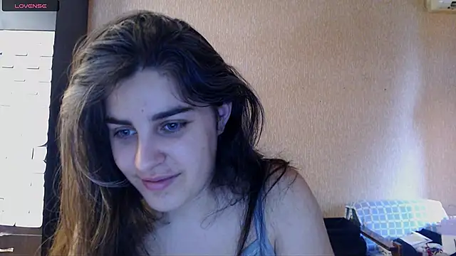  Roselina  online show from March 22, 2026, 9:33 am