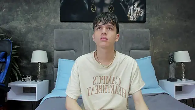 Snapshot of bruce_hans chatting on October 24, 2025, 11:53 am bruce hans online show from October 24, 2025, 11:53 am