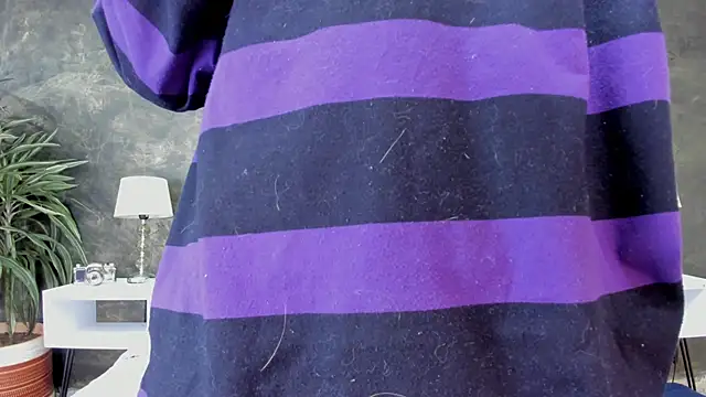 Snapshot of bruce_hans chatting on November 9, 2025, 11:47 am bruce hans online show from November 9, 2025, 11:47 am