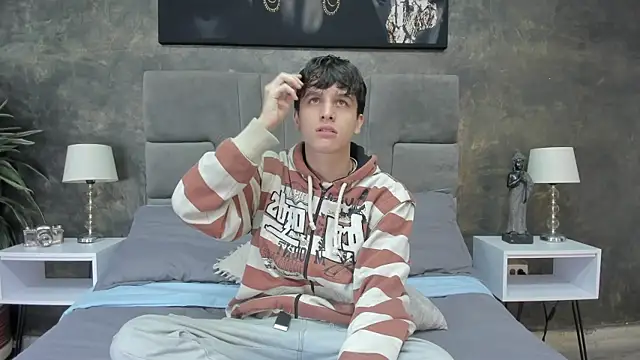 Snapshot of bruce_hans chatting on November 22, 2025, 11:53 am bruce hans online show from November 22, 2025, 11:53 am