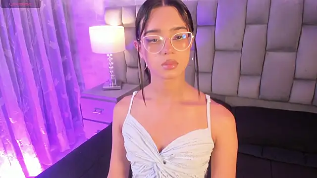 MattThompsonn online show from April 11, 2026, 12:42 pm